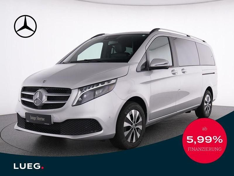 Silber Gebraucht 2024 Mercedes V250 Van / Kleinbus | 65.995 € (Superpreis) - Bild 1/4