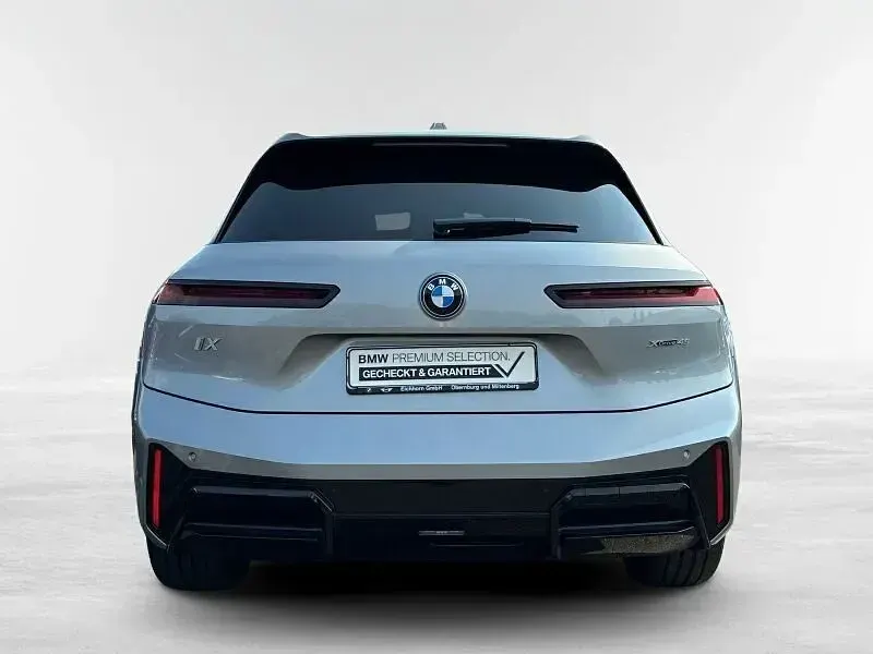 Gebraucht BMW iX M Sport 300 kW (408 PS) 2025 Silber SUV