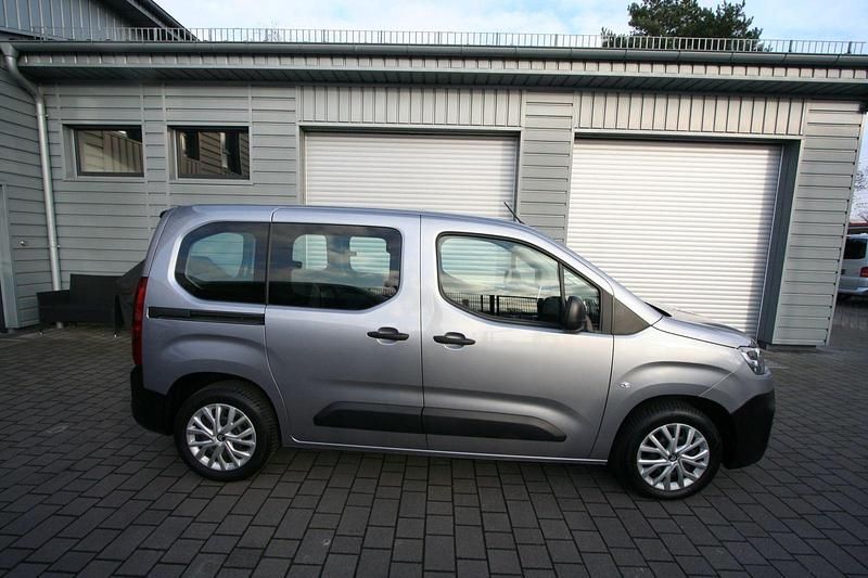 Gebraucht Citroën Berlingo Live 110 PS (80 kW) 2023 Grau Van / Kleinbus