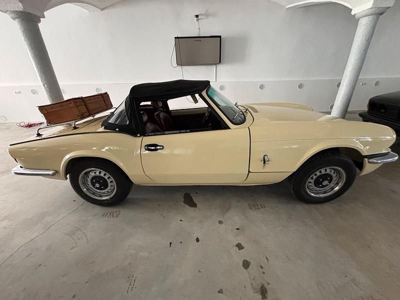 Beige Gebraucht 1976 Triumph Spitfire Cabrio | 6.500 € - Bild 1/4