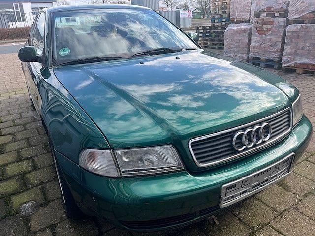 Usata Audi A4 101 CV (74 kW) 1998 Verde Berlina