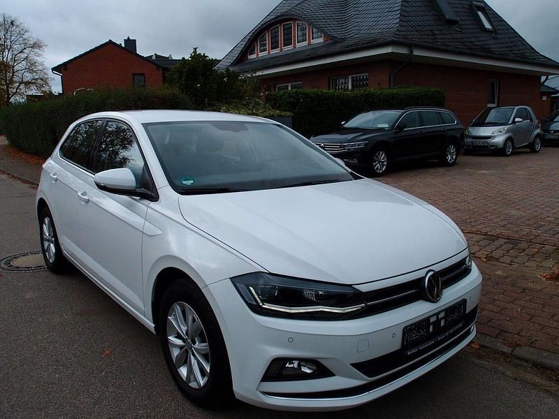 Weiß Gebraucht 2019 VW Polo Highline Kleinwagen | 16.500 € (Fairer Preis) - Bild 1/4