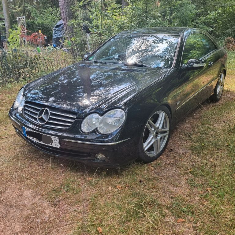 Schwarz Gebraucht 2003 Mercedes CLK320 Elegance Coupé | 3.999 € (Teuer) - Bild 1/4