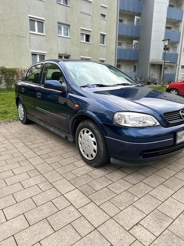Gebraucht Opel Astra 75 PS (55 kW) 1998 Blau Kleinwagen