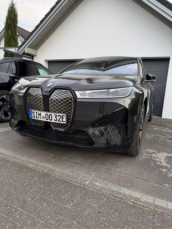 Gebraucht BMW iX Performance 455 kW (619 PS) 2022 Grau SUV