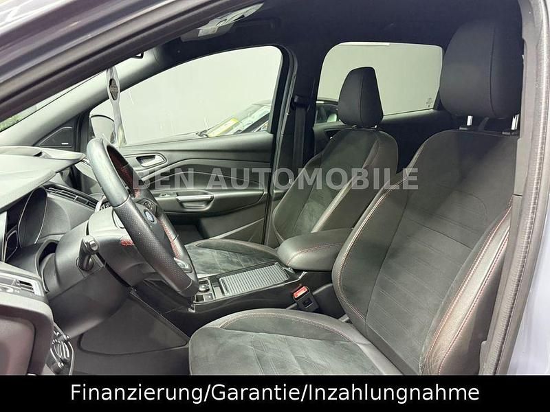 Gebraucht Ford Kuga ST-Line 150 PS (110 kW) 2019 Grau SUV