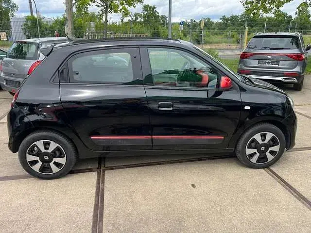 Gebraucht Renault Twingo 71 PS (52 kW) 2015 Sternenschwarz Kleinwagen