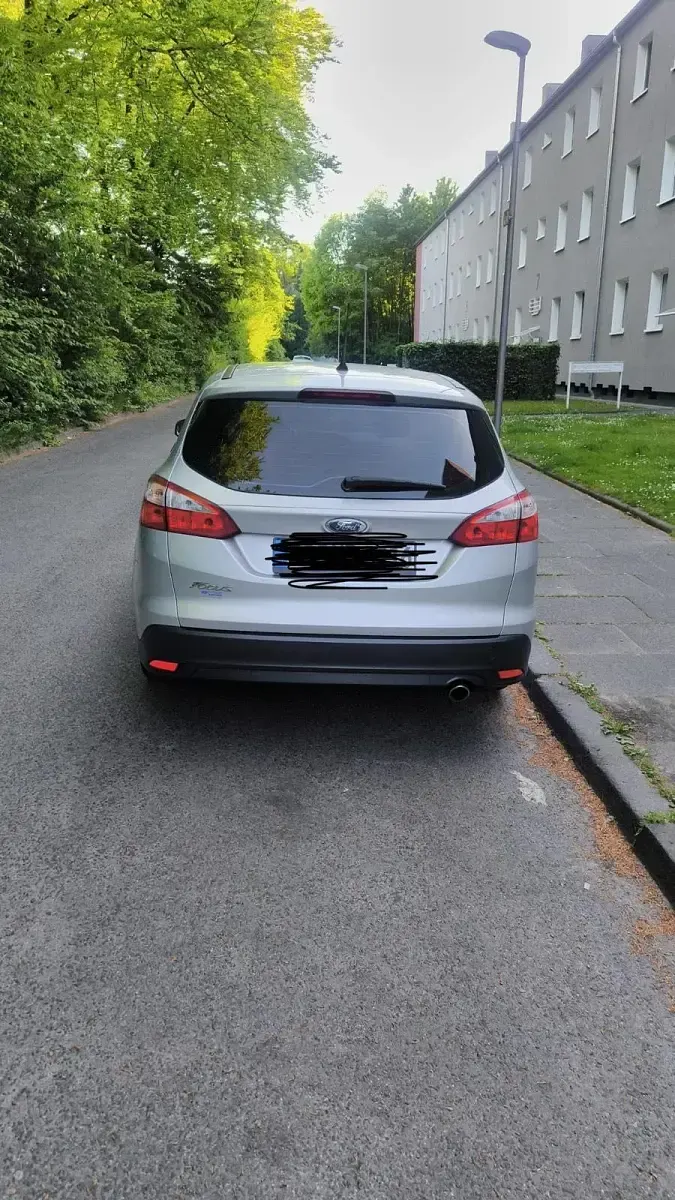 Gebraucht Ford Focus 116 PS (85 kW) 2012 Kombi