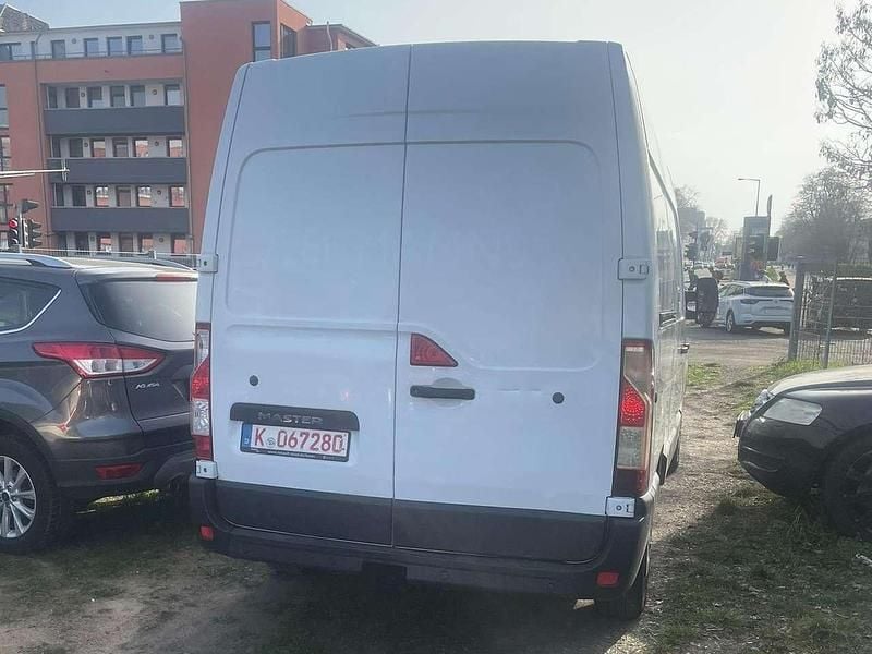 Usado Renault Master 131 HP (96 kW) 2019 Branco Monovolume