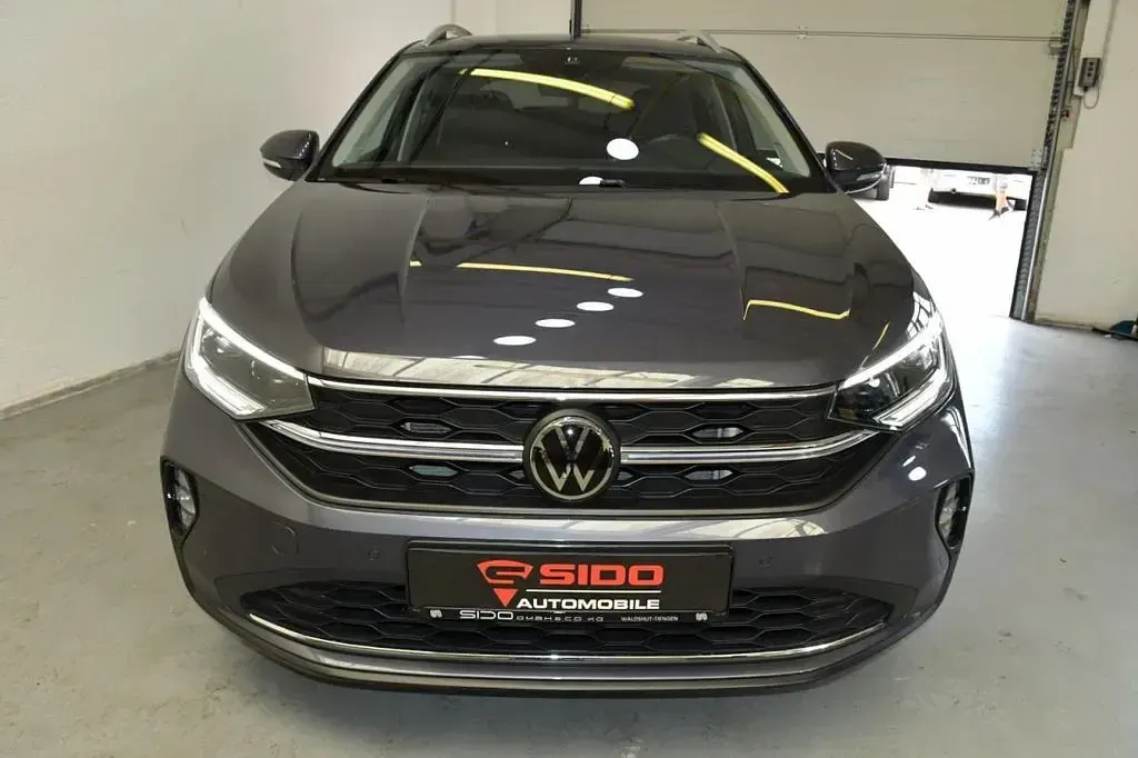 Gebraucht VW Taigo 150 PS (110 kW) 2022 Grau SUV