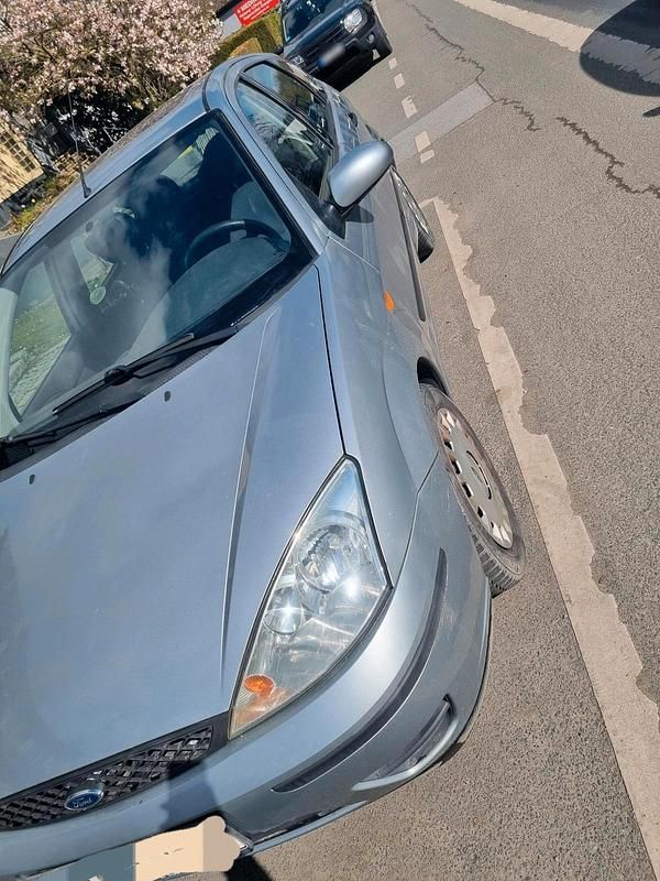 Second-hand Ford Focus 100 CP (73 kW) 2004 Gri Break