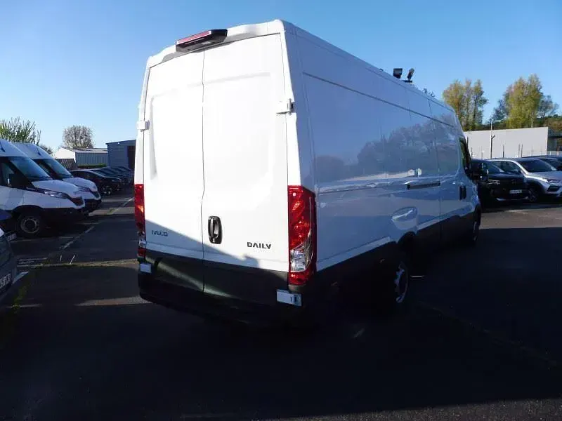 Neu Iveco Daily 177 PS (130 kW) 2026 Blanc Van