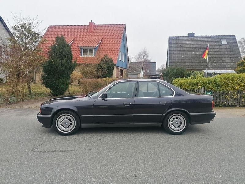 Gebraucht BMW M5 Performance 315 PS (231 kW) 1990 Macaoblau Limousine