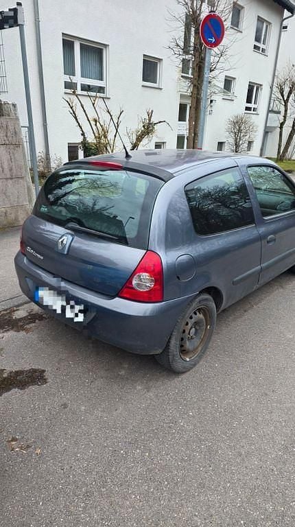 Gebraucht Renault Clio II Campus 58 PS (42 kW) 2008 Grau Limousine