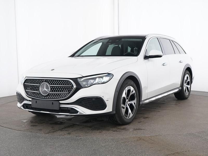 Gebraucht Mercedes E220 All-Terrain Avantgarde 197 PS (144 kW) 2024 Unilack polarweiß uni Kombi