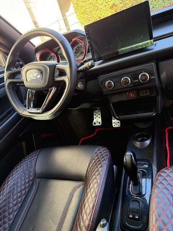 Gebraucht Ligier JS60 2023 Rot Kleinwagen