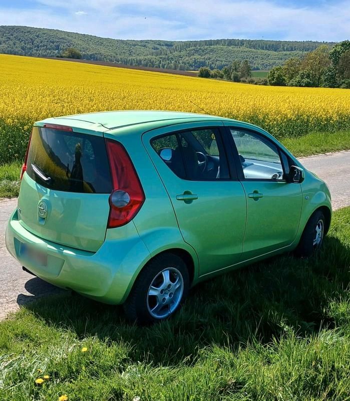 Second-hand Opel Agila 60 CP (44 kW) 2009 Verde Hatchback