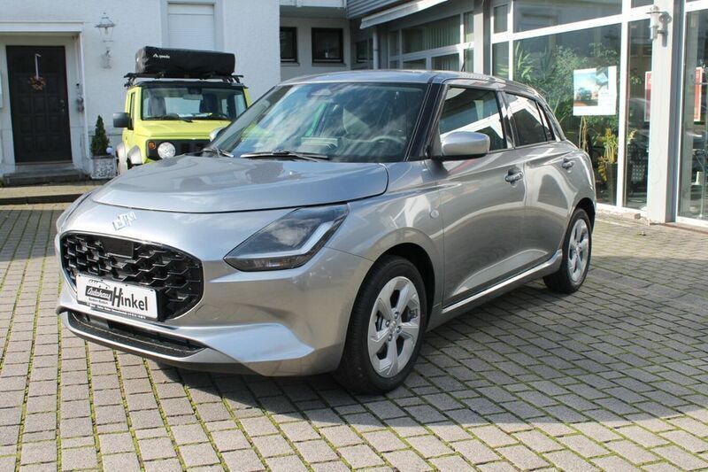 Gebraucht Suzuki Swift Comfort 83 PS (61 kW) 2024 Silber Kleinwagen