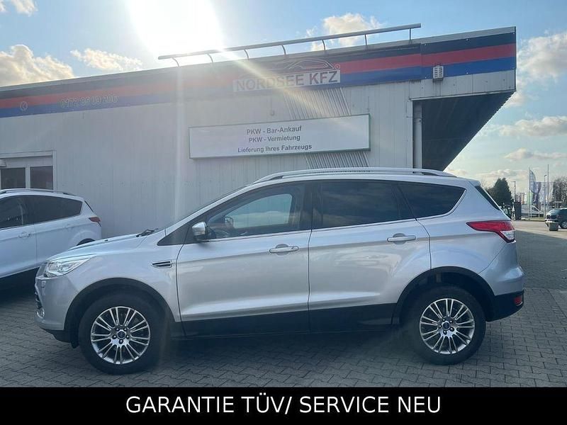 Gebraucht Ford Kuga Titanium 140 PS (102 kW) 2014 Silber SUV
