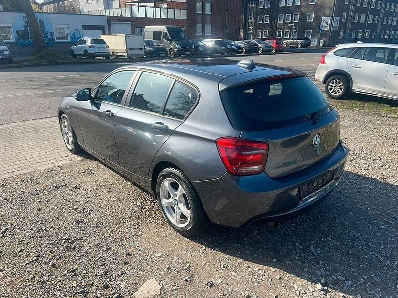 Gebraucht BMW 114 Advantage 102 PS (75 kW) 2013 Grau Kleinwagen