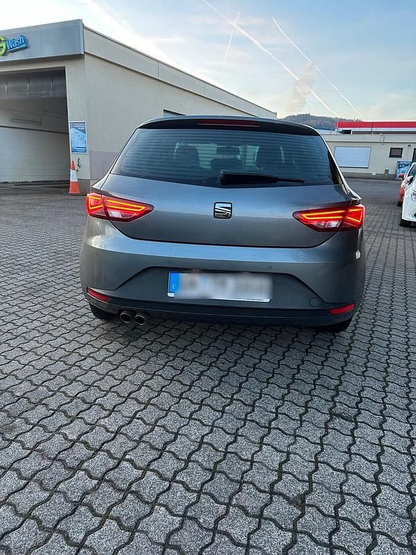 Gebraucht Seat Leon FR 140 PS (102 kW) 2013 Grau Kleinwagen