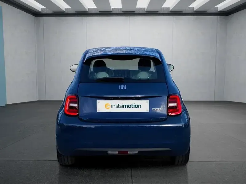 Gebraucht Fiat 500e La Prima 86 kW (118 PS) 2022 Grün Kleinwagen