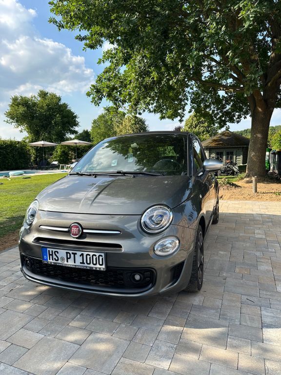 Grau Gebraucht 2020 Fiat 500 Lounge Cabrio | 10.900 € (Fairer Preis) - Bild 1/4