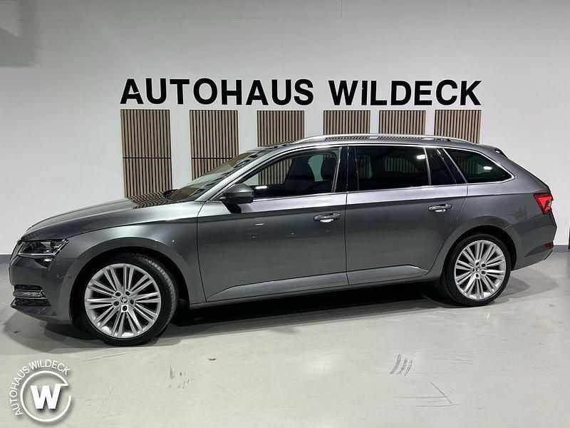 Gebraucht Skoda Superb Style 200 PS (147 kW) 2022 Graphitegrau Kombi