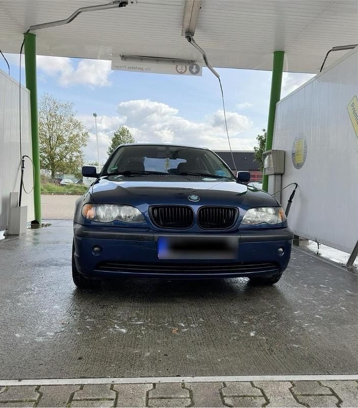 Second-hand BMW 316 2003 Albastru Berlinǎ