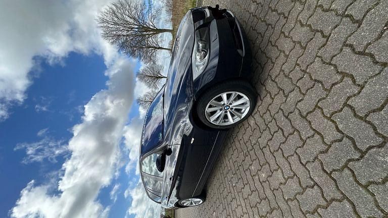 Gebraucht BMW 320 163 PS (119 kW) 2006 Blau Kombi