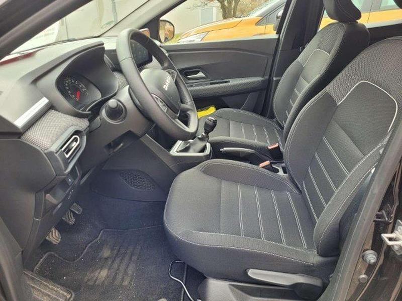 Gebraucht Dacia Sandero Expression 91 PS (66 kW) 2024 Perlmuttschwarz Kleinwagen