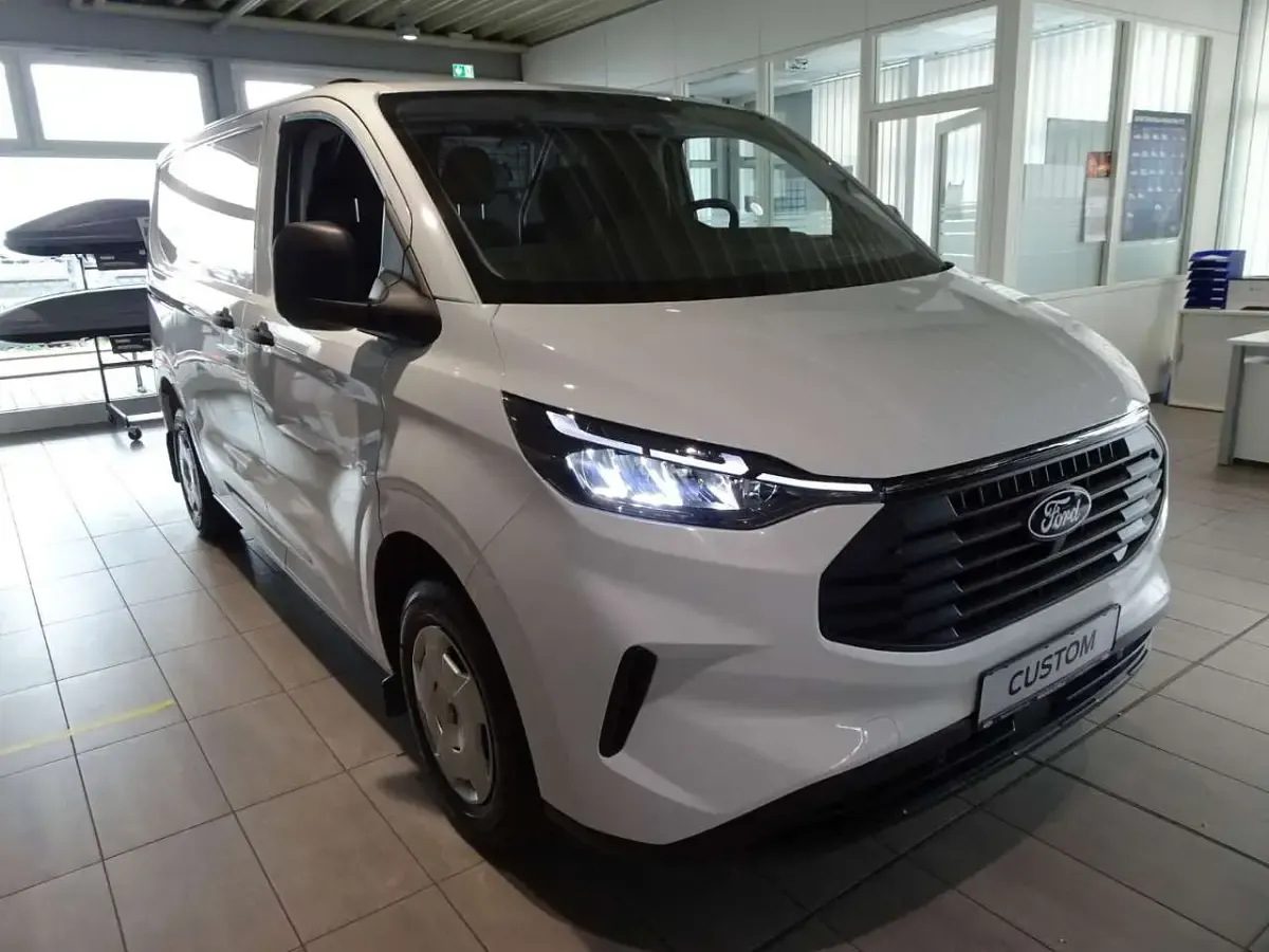 Neu Ford Transit Custom Trend 136 PS (100 kW) 2026 Weiß Van