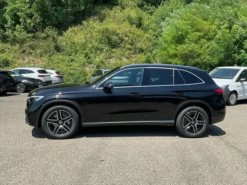 Gebraucht Mercedes GLC200 AMG line 163 PS (119 kW) 2026 Schwarz SUV