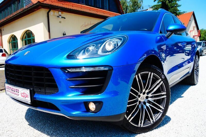 Blau (metallic) Gebraucht 2015 Porsche Macan S SUV | 37.900 € (Fairer Preis) - Bild 1/4