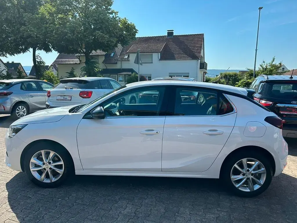 Gebraucht Opel Corsa Elegance 101 PS (74 kW) 2022 Weiß Kleinwagen
