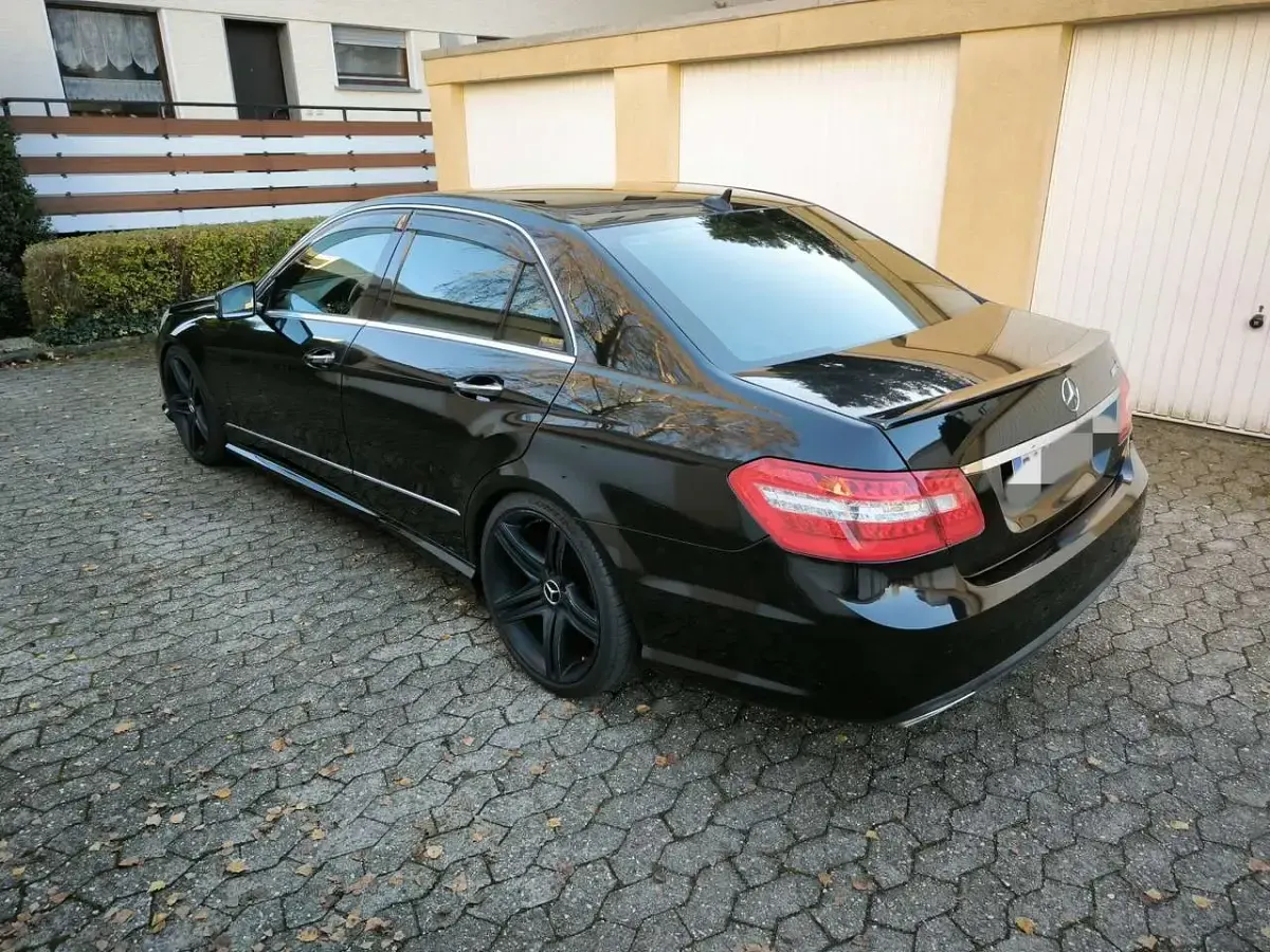 Gebraucht Mercedes E350 Avantgarde 292 PS (214 kW) 2009 Limousine