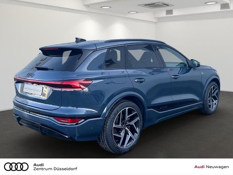 Gebraucht Audi Q6 e-tron S-Line 225 kW (306 PS) 2025 Blau SUV