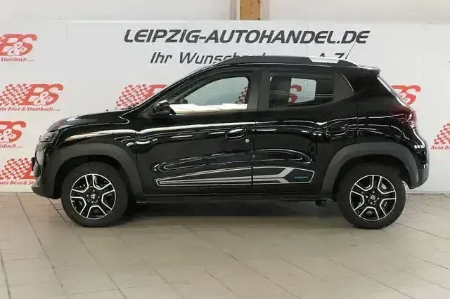Używany Dacia Spring Comfort Plus 33 kW (45 KM) 2022 Czarny Hatchback