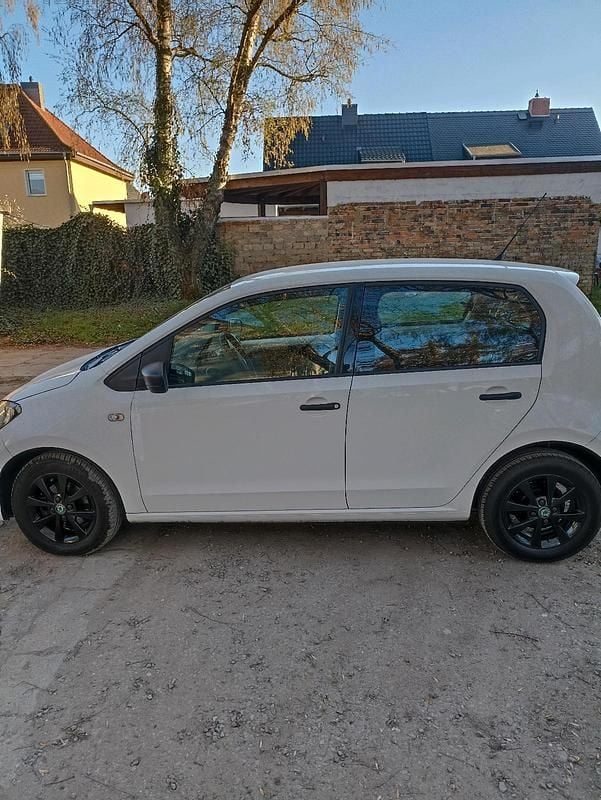 Gebraucht Skoda Citigo 44 PS (32 kW) 2019 Weiß Kleinwagen
