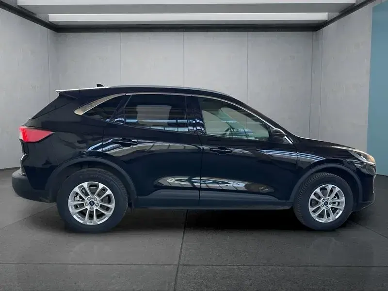 Gebraucht Ford Kuga Titanium 224 PS (164 kW) 2022 Schwarz SUV