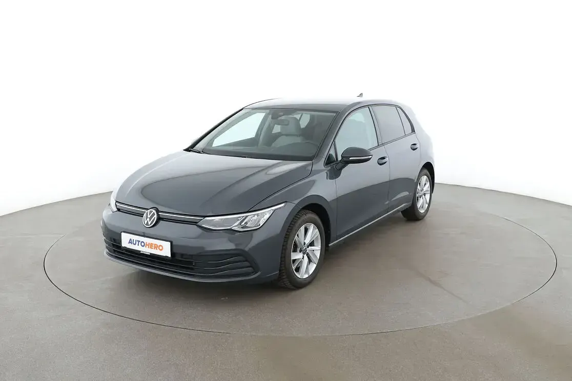 Gebraucht VW Golf VIII Life 150 PS (110 kW) 2020 Limousine