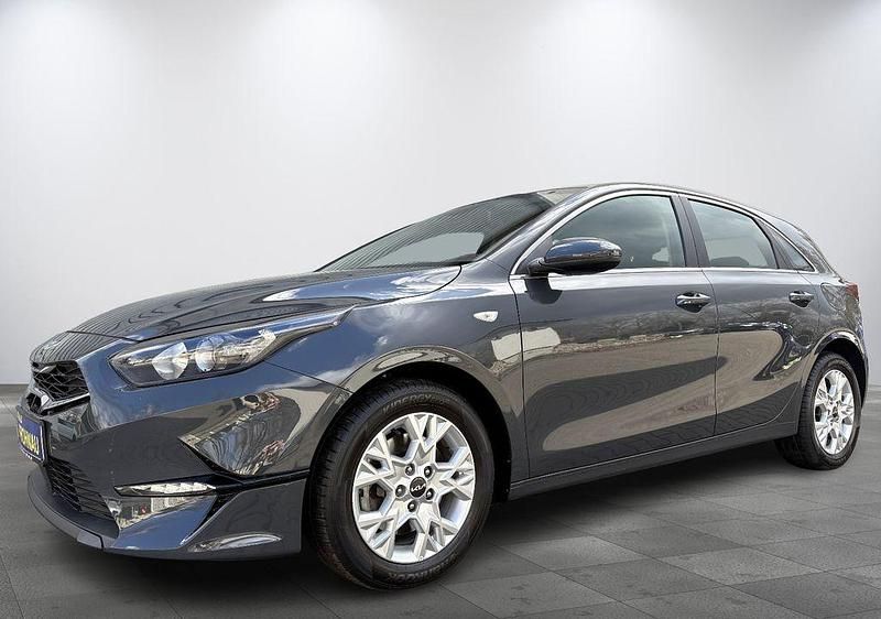 Gebraucht Kia Ceed 160 PS (117 kW) 2022 Grau Kleinwagen