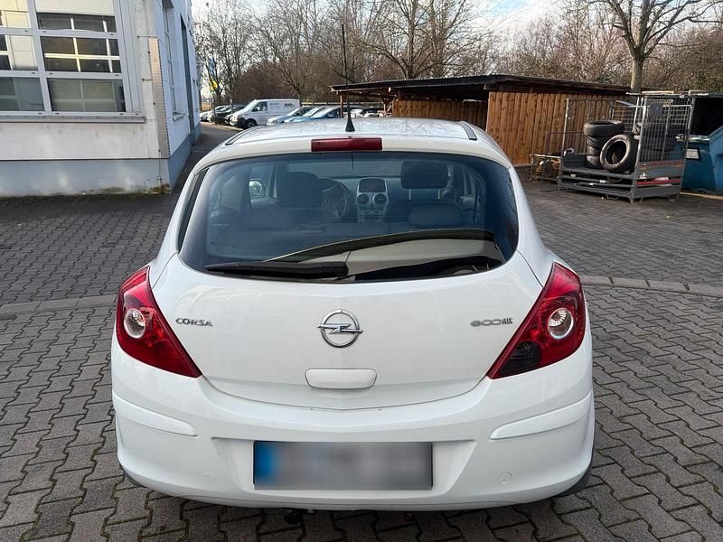 Gebraucht Opel Corsa 75 PS (55 kW) 2009 Weiß Kleinwagen