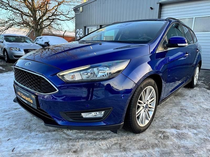 Gebraucht Ford Focus Cool & Connect 125 PS (91 kW) 2018 Blau Limousine