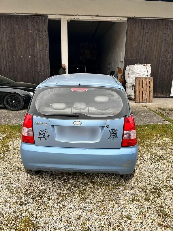 Second-hand Kia Picanto 2003 Albastru Hatchback