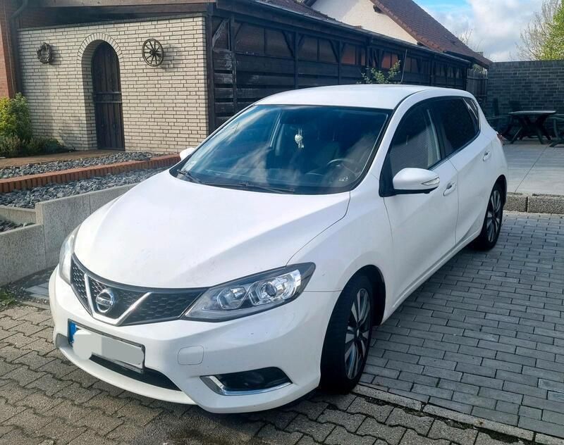 Weiß Gebraucht 2014 Nissan Pulsar Limousine | 6.700 € (Etwas zu teuer) - Bild 1/4