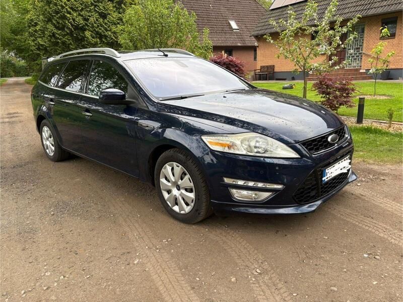 Blau Gebraucht 2008 Ford Mondeo Ghia Kombi | 3.800 € (Fairer Preis) - Bild 1/4