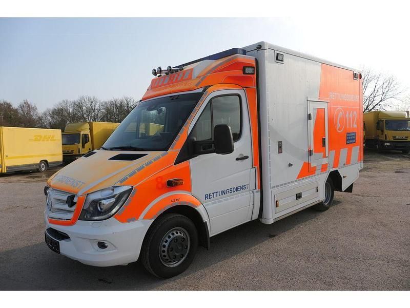 Gebraucht Mercedes Sprinter 190 PS (139 kW) 2017 Weiss Van