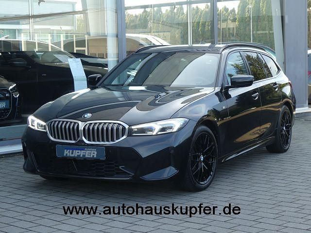 Gebraucht BMW 320 Performance 190 PS (139 kW) 2024 Schwarz Limousine