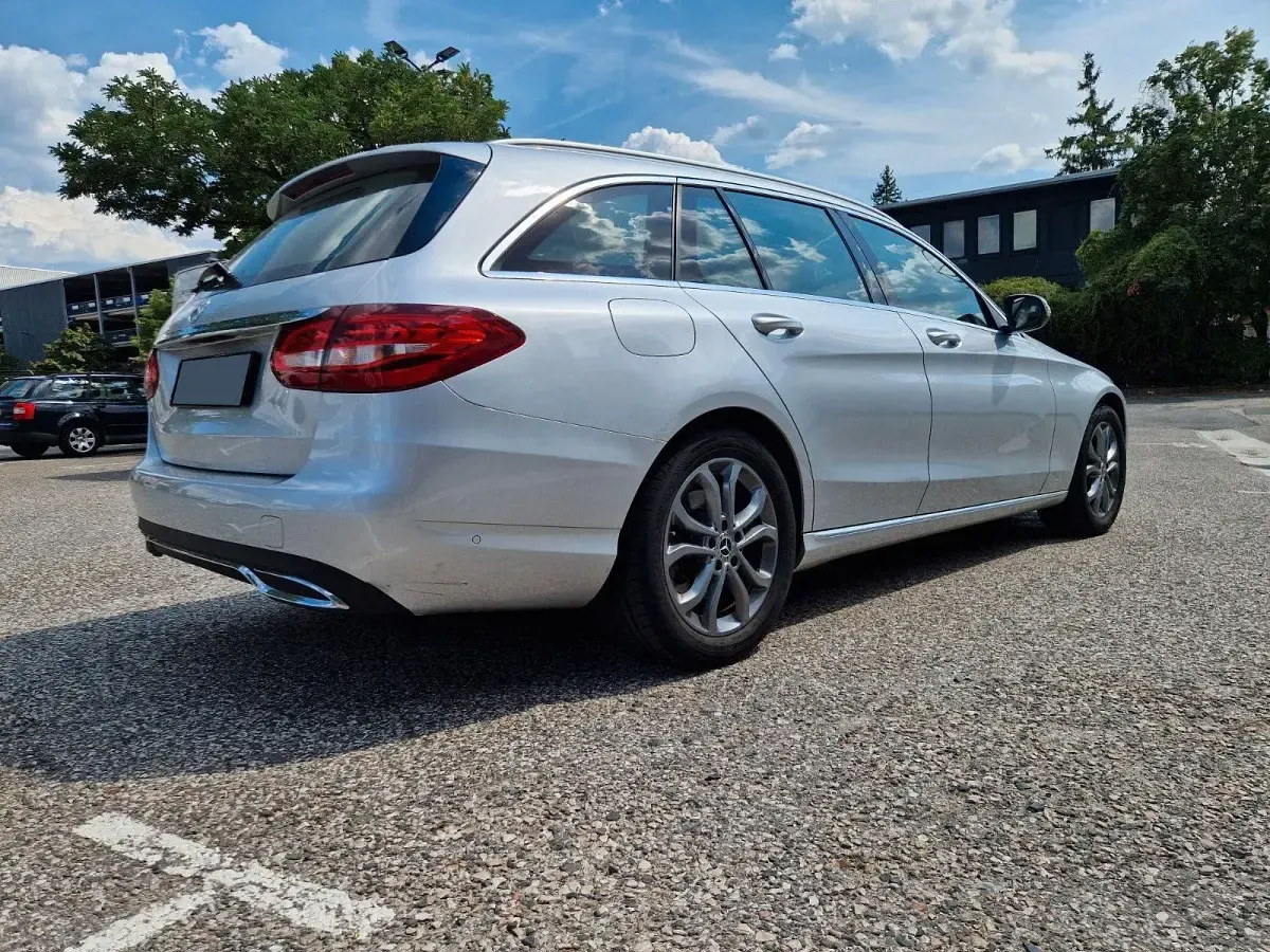 Gebraucht Mercedes C180 156 PS (114 kW) 2016 Silber Kombi